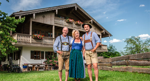 Panoramafoto Schafferbauer Appartements und Ferienwohnungen Bad Reichenhall mit Hannes, Andrea und Simon Baueregger